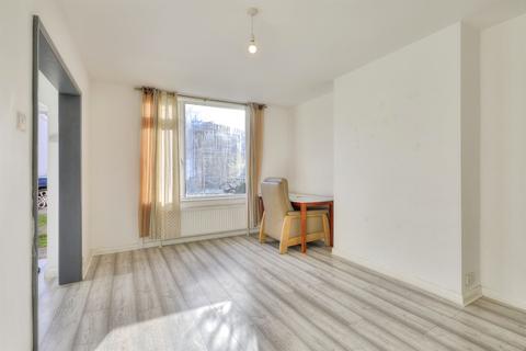 4 bedroom terraced house for sale, Ruskin Road, Northampton