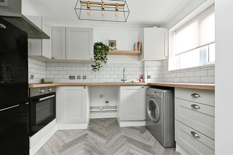 2 bedroom flat for sale, Duggie Carter Court, KING'S LYNN