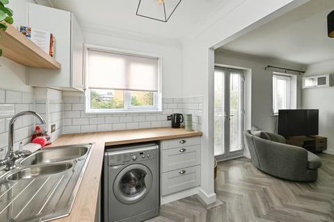 2 bedroom flat for sale, Duggie Carter Court, KING'S LYNN