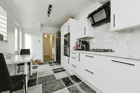 3 bedroom semi-detached house for sale, King John Avenue, Gaywood, King's Lynn