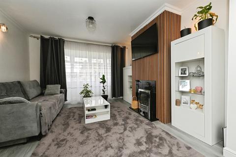 3 bedroom semi-detached house for sale, King John Avenue, Gaywood, King's Lynn
