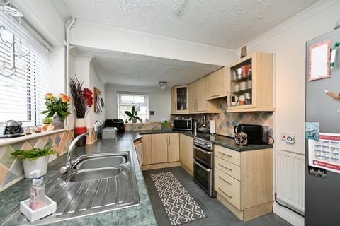 3 bedroom semi-detached house for sale, Suffield Way, King's Lynn