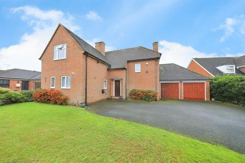 4 bedroom detached house for sale, Westville Avenue, Kidderminster