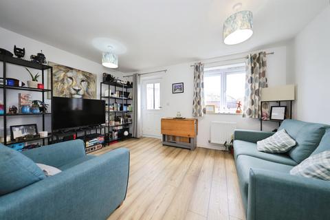 2 bedroom semi-detached house for sale, Silverwoods Way, Kidderminster