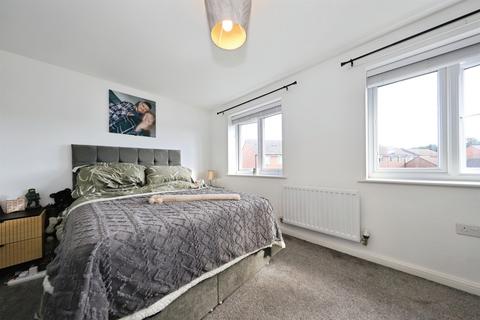2 bedroom semi-detached house for sale, Silverwoods Way, Kidderminster