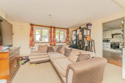 undefined, High Street, Broughton, Kettering