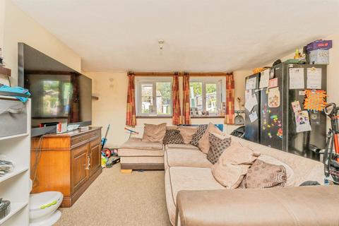 undefined, High Street, Broughton, Kettering