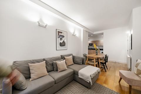 undefined, Shelton Street, Covent Garden, London