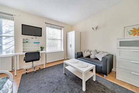 Studio for sale, Baldwins Gardens, Holborn, London