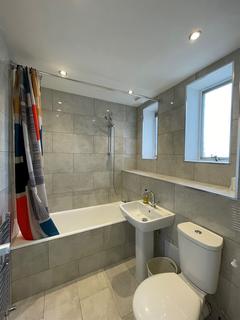 Studio for sale, Baldwins Gardens, Holborn, London
