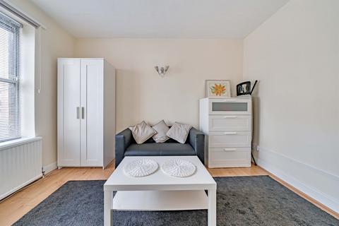 Studio for sale, Baldwins Gardens, Holborn, London