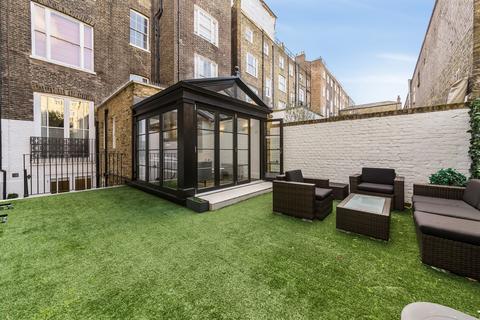 undefined, Guilford Street, Bloomsbury, London