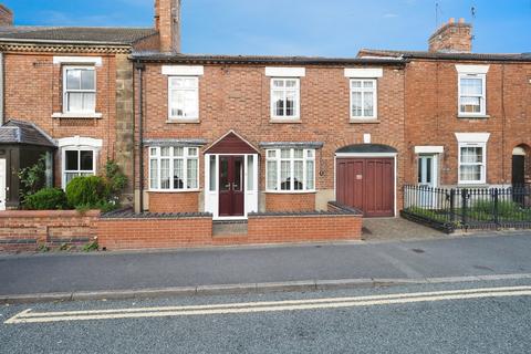 3 bedroom terraced house for sale, Derby Road, Kegworth, Derby
