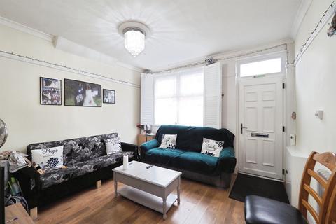 2 bedroom end of terrace house for sale, Ratcliffe Road, Loughborough