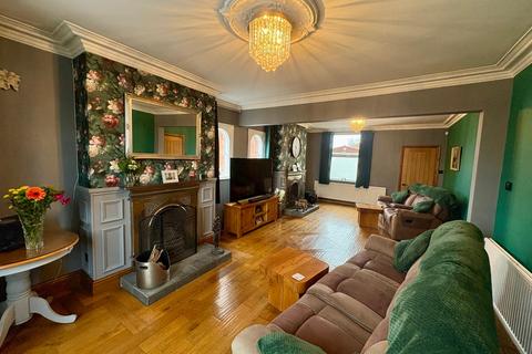 2 bedroom detached house for sale, Leicester Road, Shepshed, Loughborough