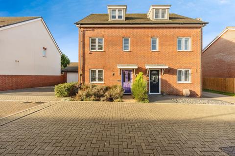 undefined, London Road, Dunstable