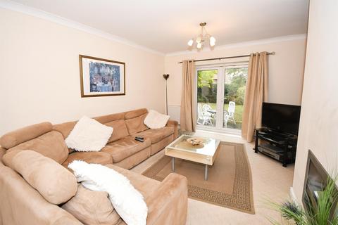 5 bedroom detached house for sale, St. Helens View, Willingham By Stow, Gainsborough