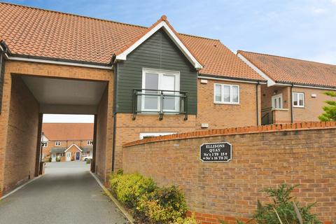 undefined, Ellisons Quay, Burton Waters, Lincoln