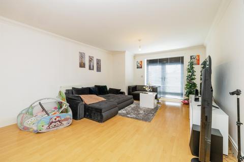 undefined, Ellisons Quay, Burton Waters, Lincoln