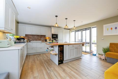 5 bedroom detached house for sale, Neareys Close, Waddington, LINCOLN