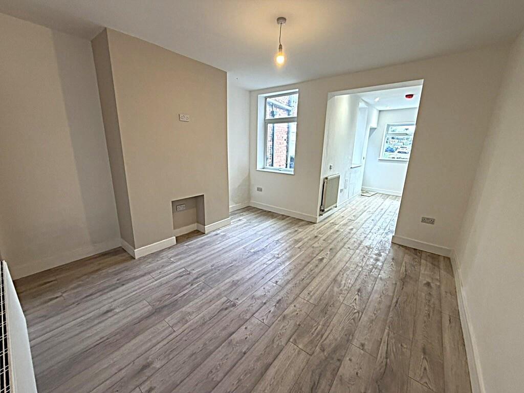 Dining room - Copy.jpg