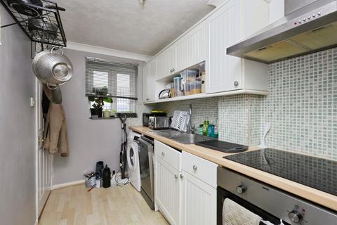 2 bedroom end of terrace house for sale, The Portlands, Eastbourne
