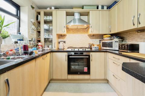 4 bedroom detached house for sale, Neville Road, Leicester