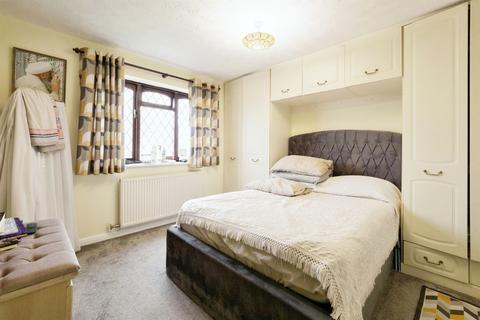 4 bedroom detached house for sale, Neville Road, Leicester