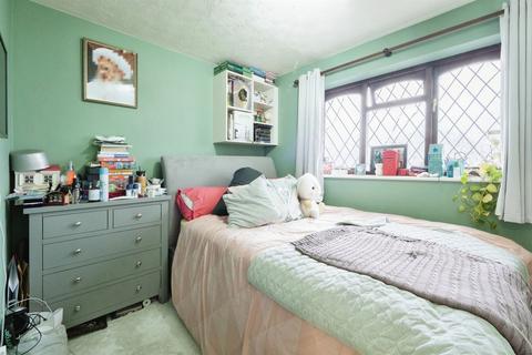 4 bedroom detached house for sale, Neville Road, Leicester