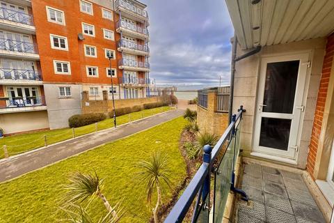 2 bedroom flat for sale, San Juan Court, Eastbourne