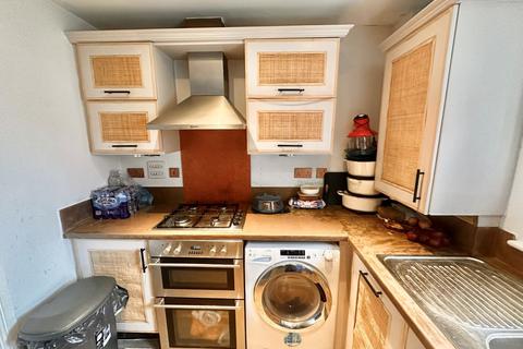 2 bedroom flat for sale, San Juan Court, Eastbourne