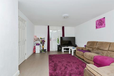 4 bedroom terraced house for sale, Mckay Avenue, Leicester