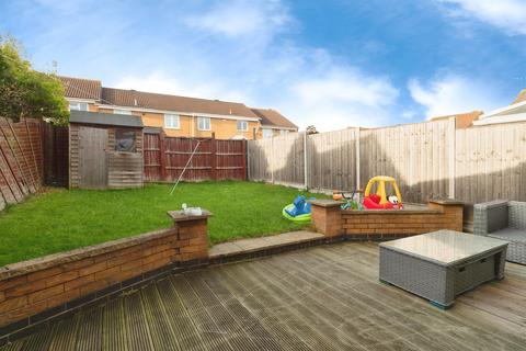 3 bedroom terraced house for sale, Owen Close, Braunstone, Leicester