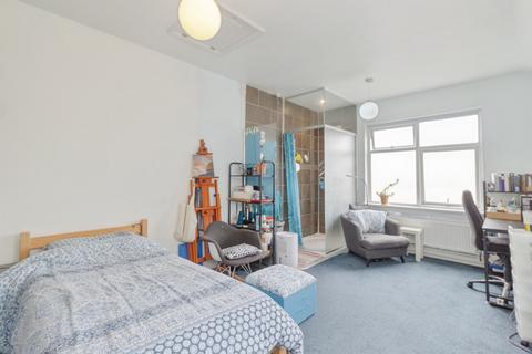 5 bedroom terraced house for sale, St. Peters Road, Leicester