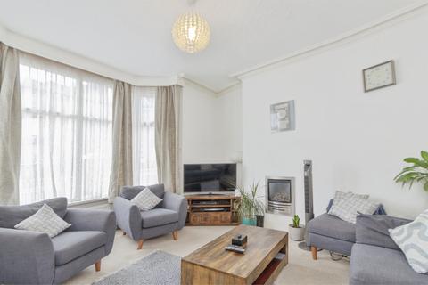 5 bedroom terraced house for sale, St. Peters Road, Leicester