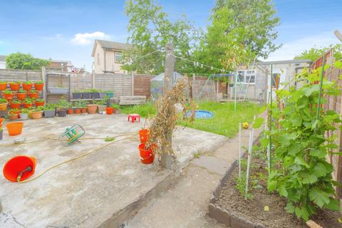 undefined, Birds Nest Avenue, Leicester