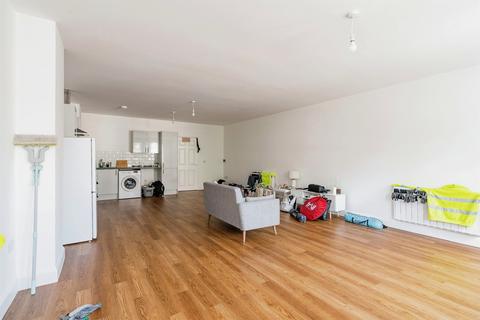1 bedroom apartment for sale, London Road North, Lowestoft