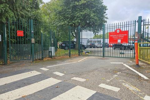 undefined, Hawthorne Road, Caversham, Reading