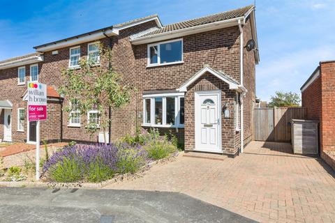 3 bedroom end of terrace house for sale, Peregrine Way, Kessingland, Lowestoft