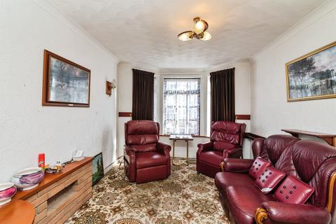 2 bedroom terraced house for sale, Oxford Road, Lowestoft