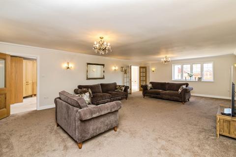 4 bedroom detached bungalow for sale, Richards Close, Lowestoft