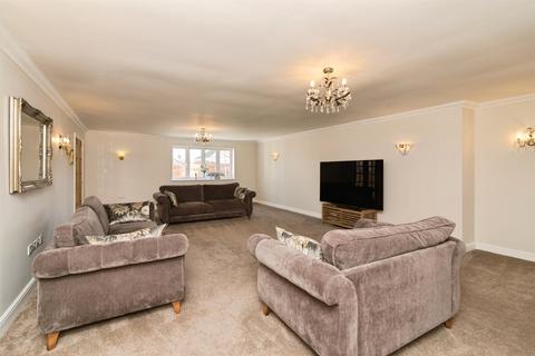 undefined, Richards Close, Lowestoft