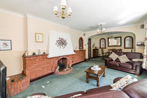 undefined, Hall Lane, Oulton, Lowestoft