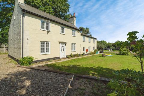 7 bedroom detached house for sale, Church Road, Kessingland, Lowestoft