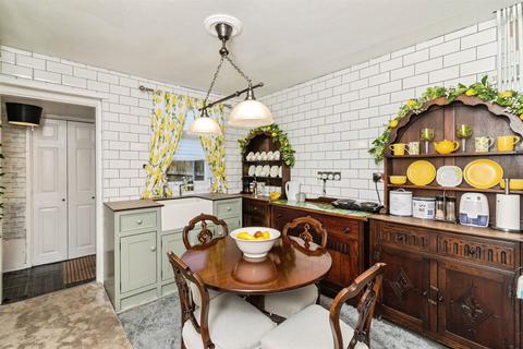 2 bedroom terraced house for sale, Church Road, Kessingland, Lowestoft