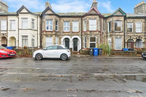 Studio for sale, Milton Road East, Lowestoft