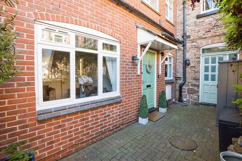 2 bedroom apartment for sale, Blackfriars House, Black Friars, Chester