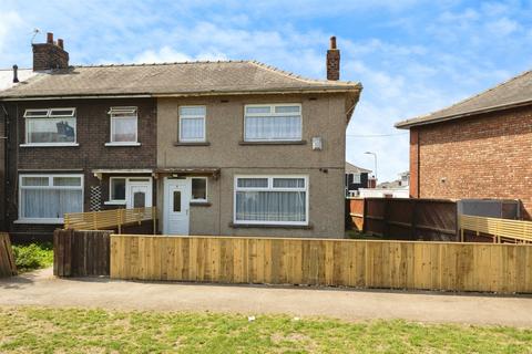 2 bedroom end of terrace house for sale, Thorntree Avenue, Middlesbrough