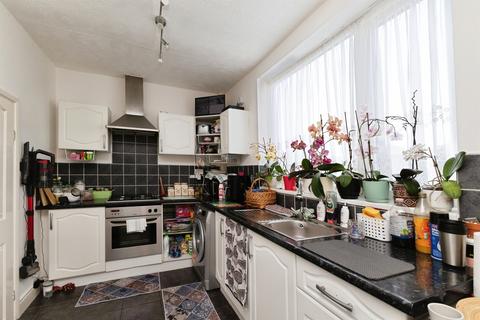 2 bedroom end of terrace house for sale, Thorntree Avenue, Middlesbrough