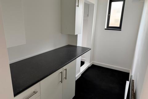 4 bedroom end of terrace house for sale, Morrison Avenue, Maltby, Rotherham